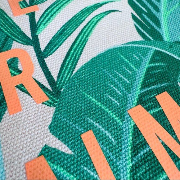 Stella & Dot Shake Your Palm Palms Pouch - Picture 7 of 7